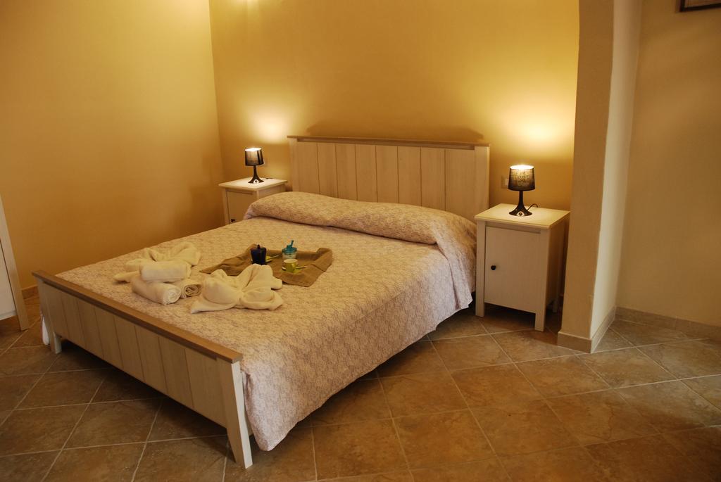 Alba Sarda Residence Iglesias Pokoj fotografie